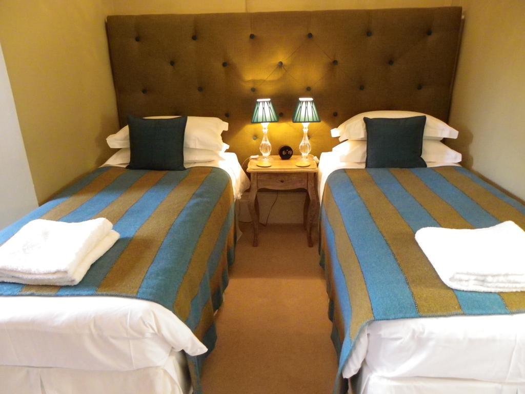Swan Hill House Bed & Breakfast Colyford Room photo